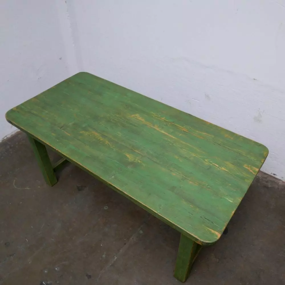 Houten groene tafel