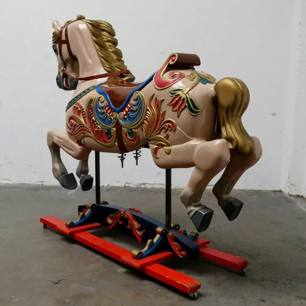 Carrousel of draaimolen Paard