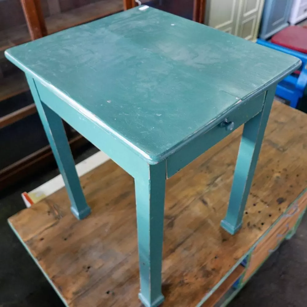 groenblauw tafeltje