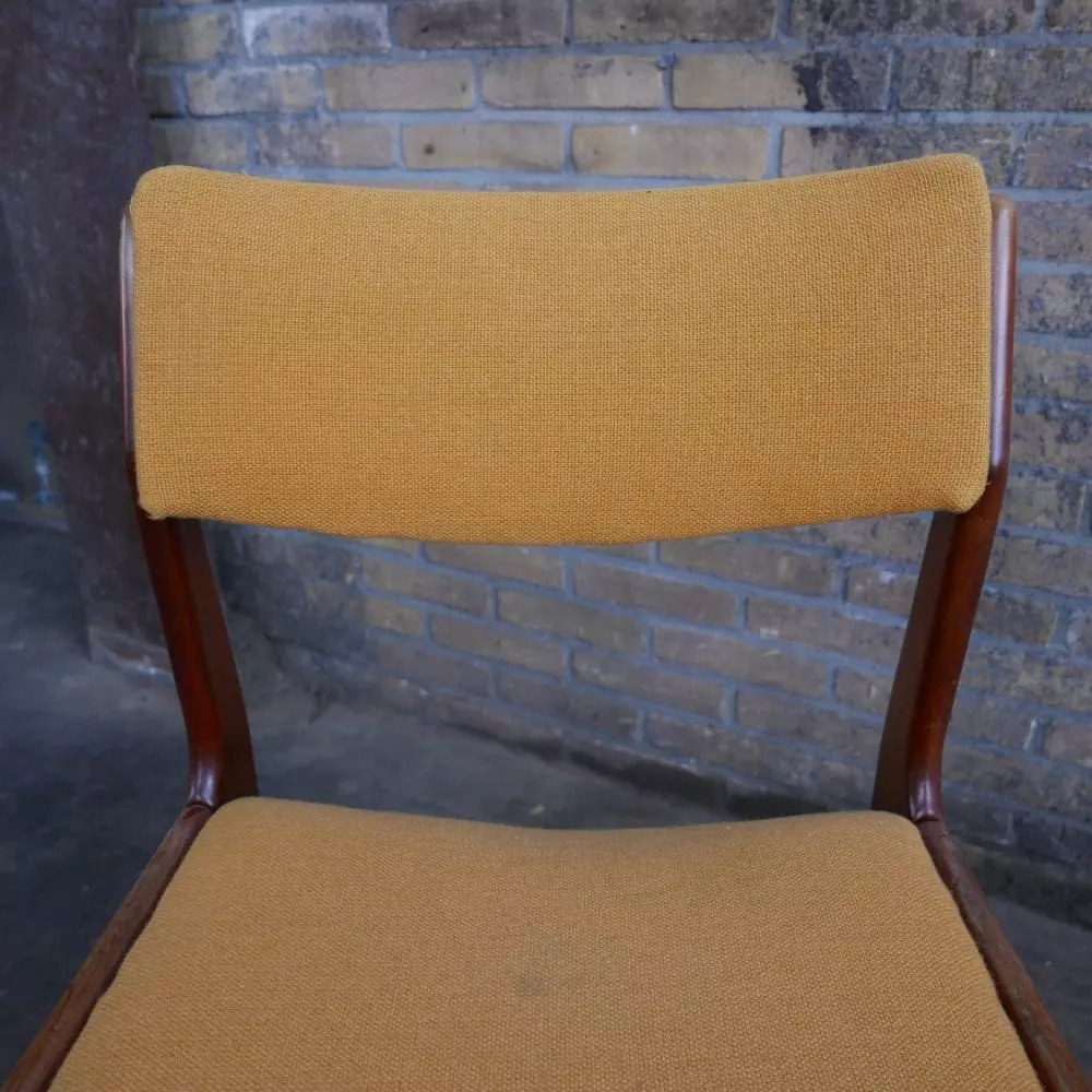 vintage stoelen geel