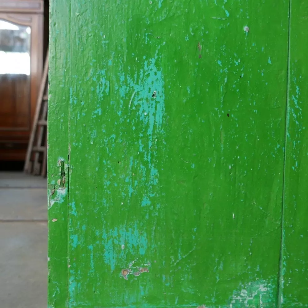 Groen houten kastje