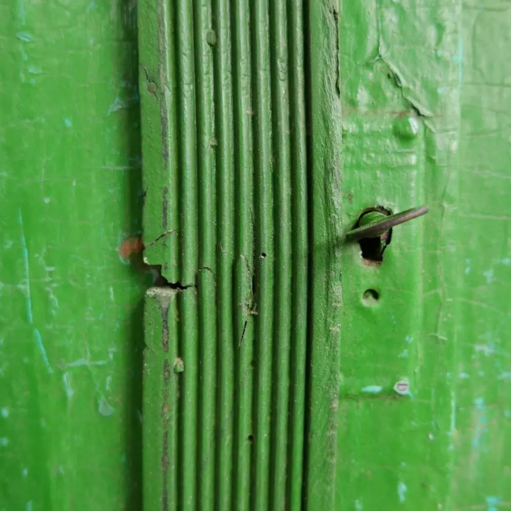 Groen houten kastje