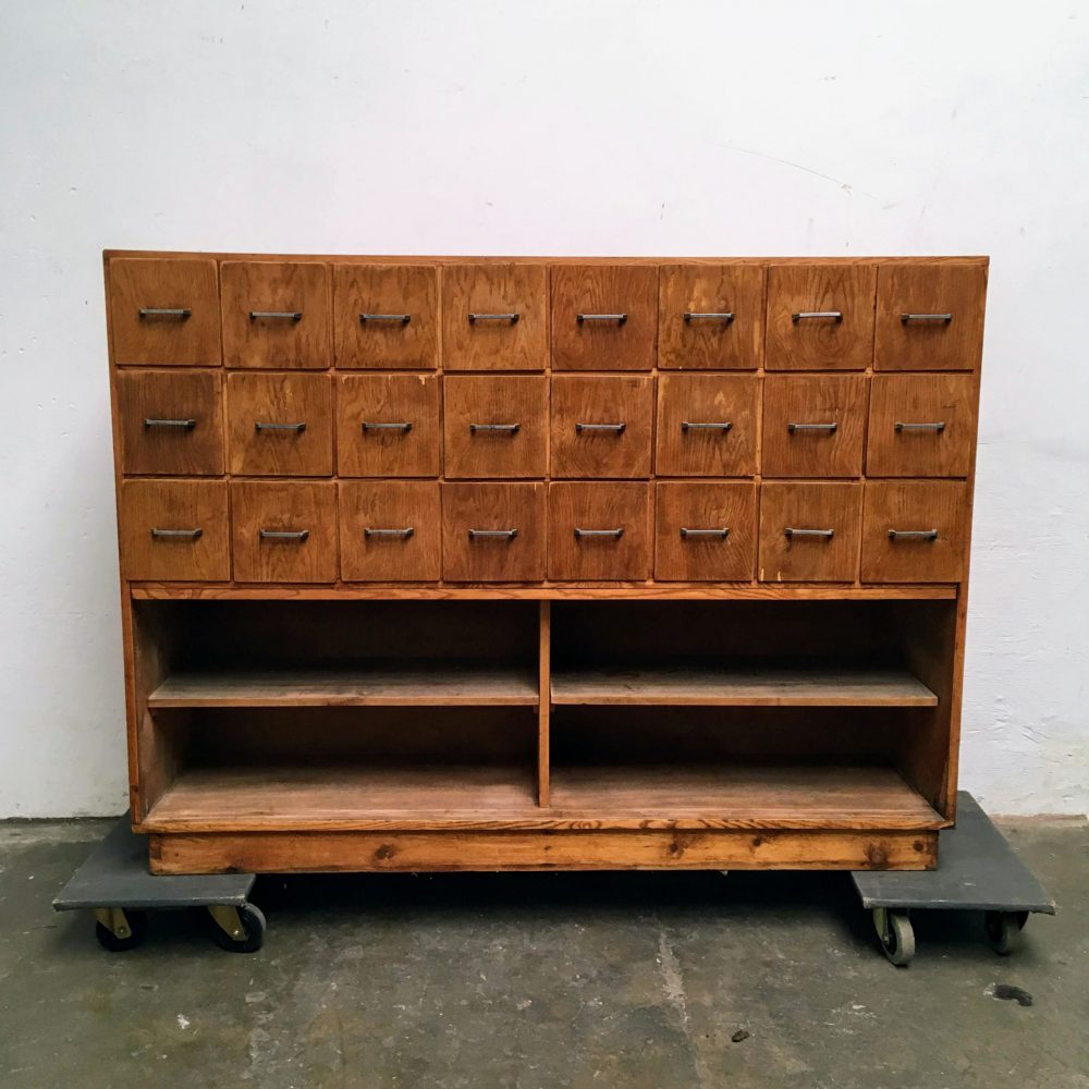 Ladekast bruin hout