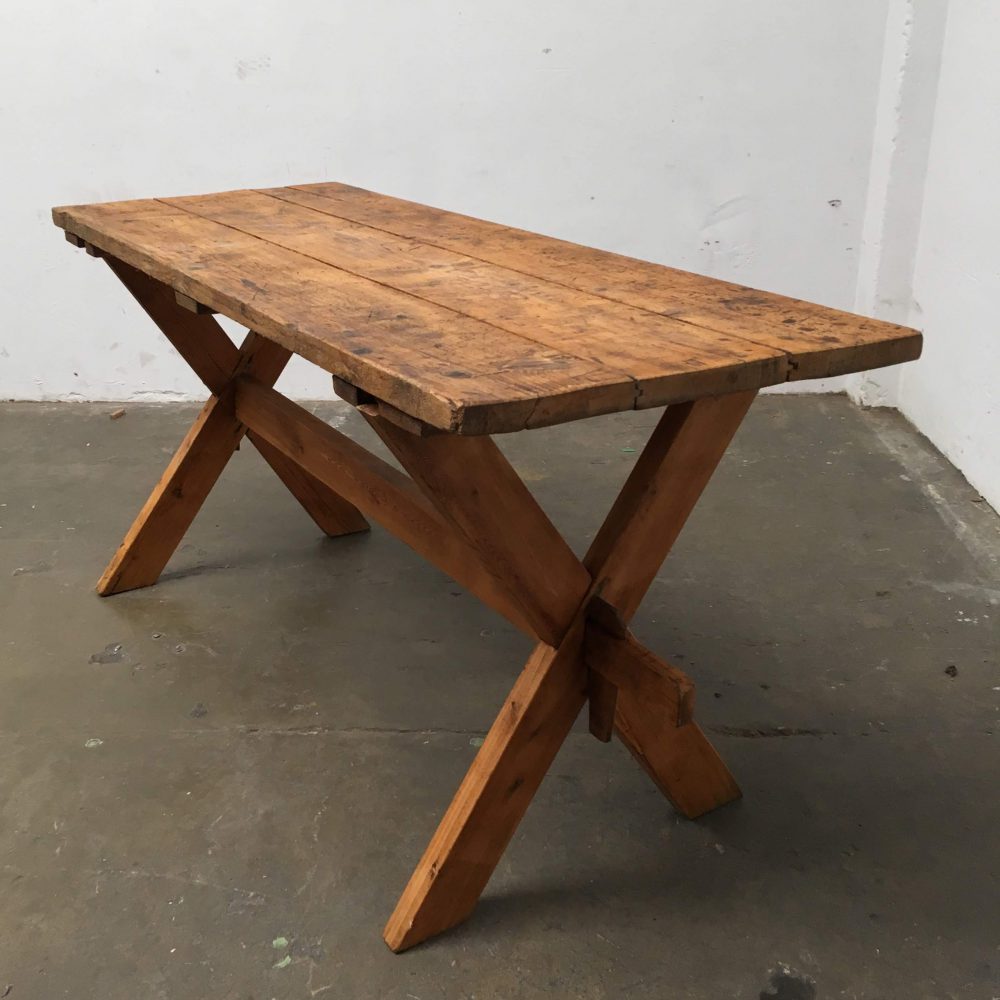 Houten kruispoot tafel - Afbeelding 4