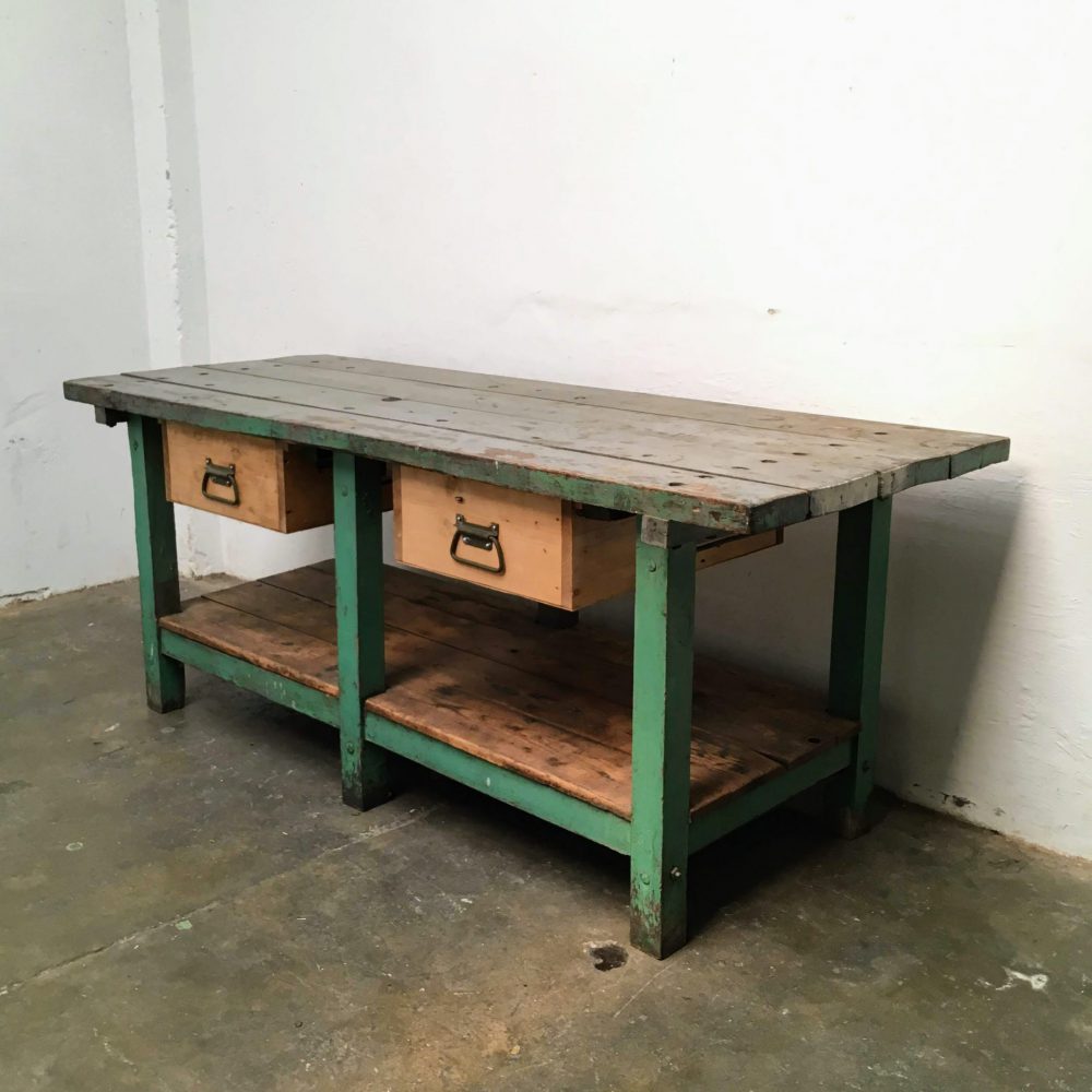 Industriële groene werktafel met onderblad