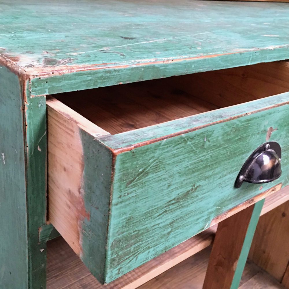 Kast hout groen