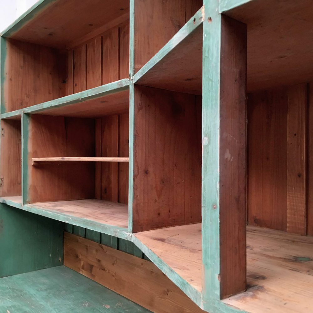 Kast hout groen