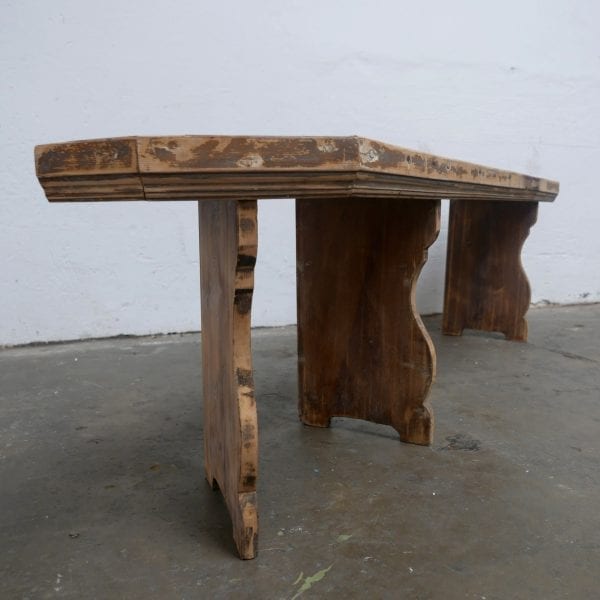 Bruine houten bank
