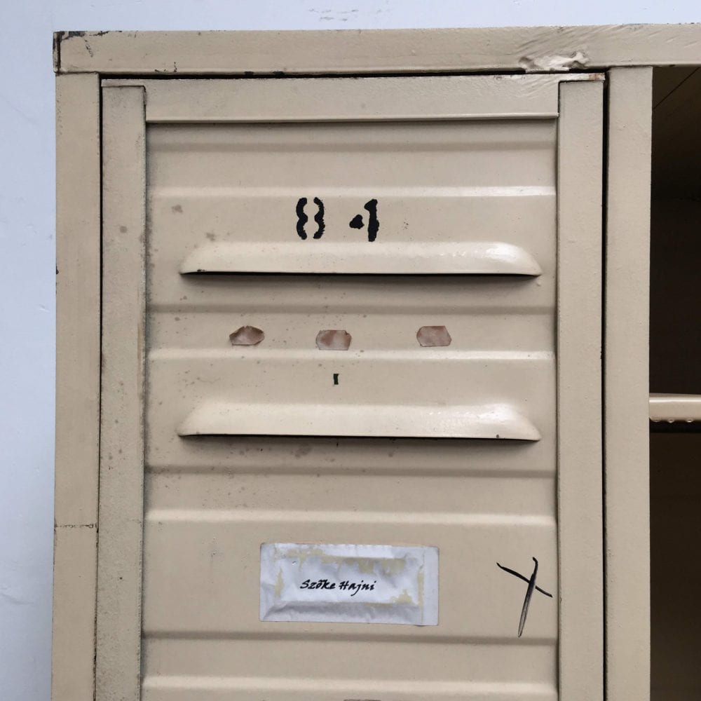 Crème kleurige lockers - Afbeelding 6