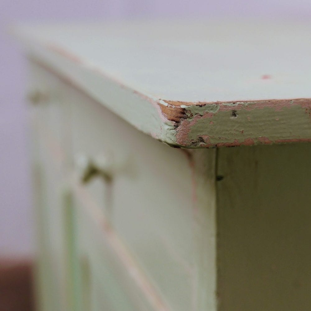 Mint houten commode of onderkast