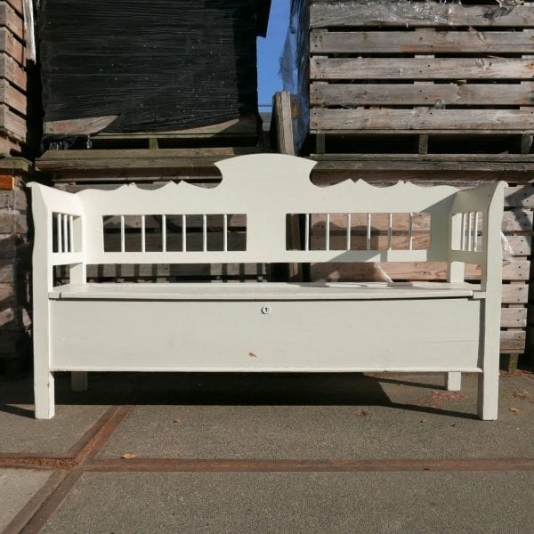 Hongaarse witte kistbank