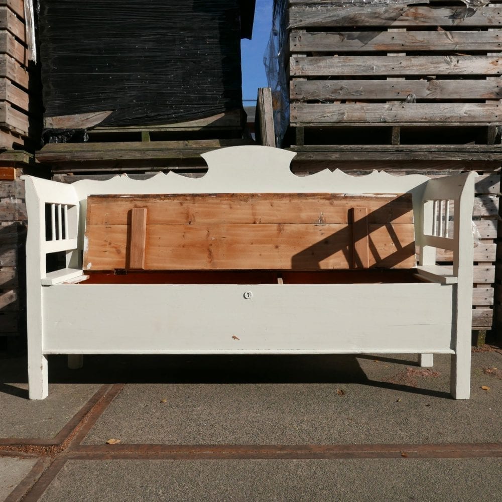 Hongaarse witte kistbank