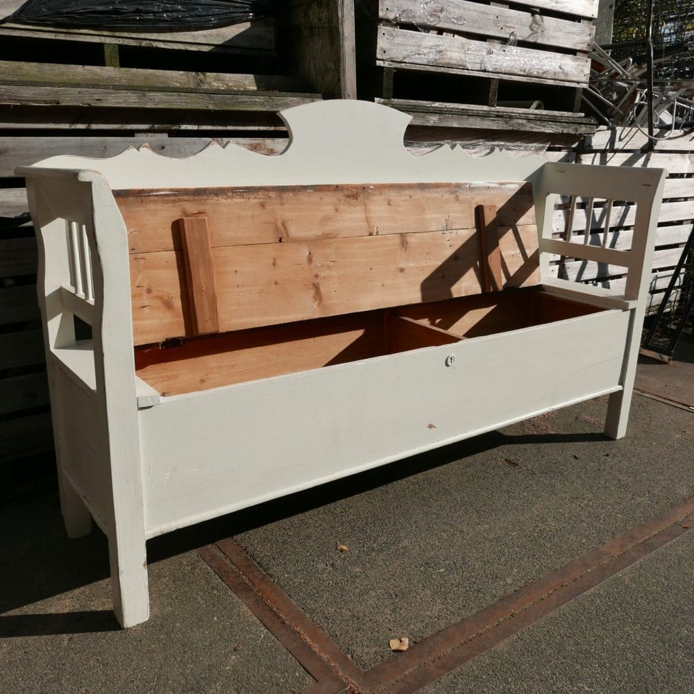 Hongaarse witte kistbank