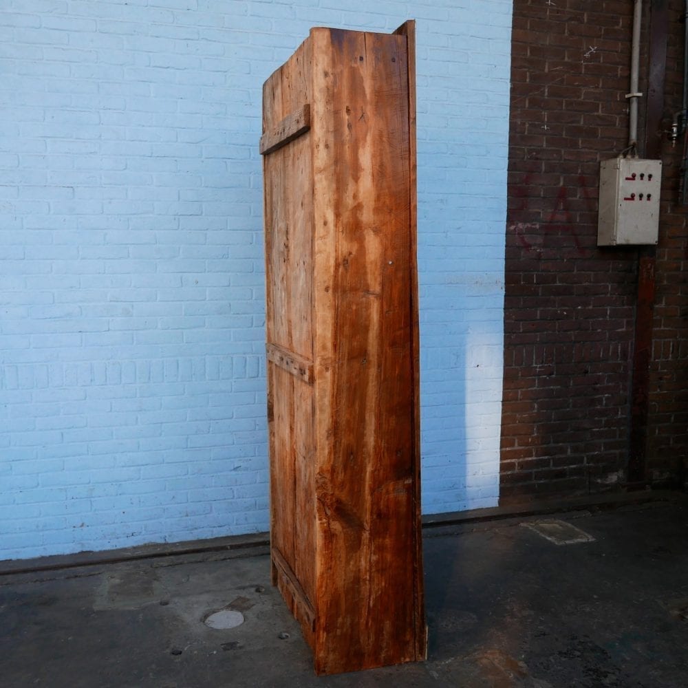 Houten inbouwkast