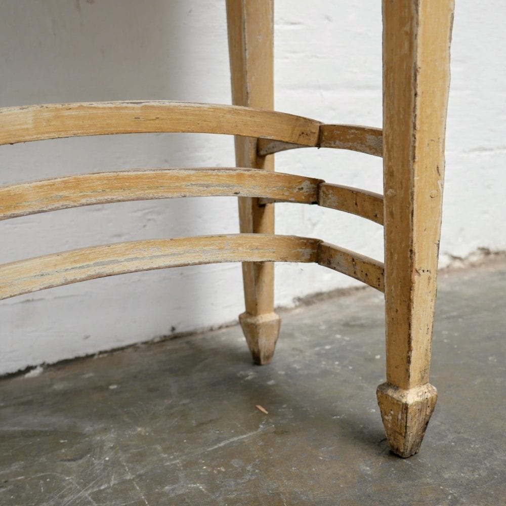 Brocante houten tafeltje