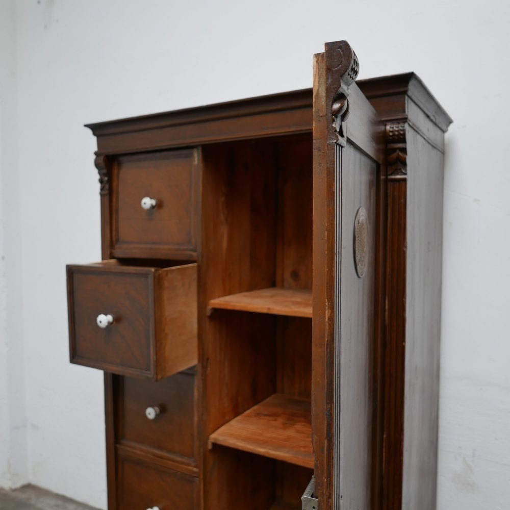 Houten broodkast