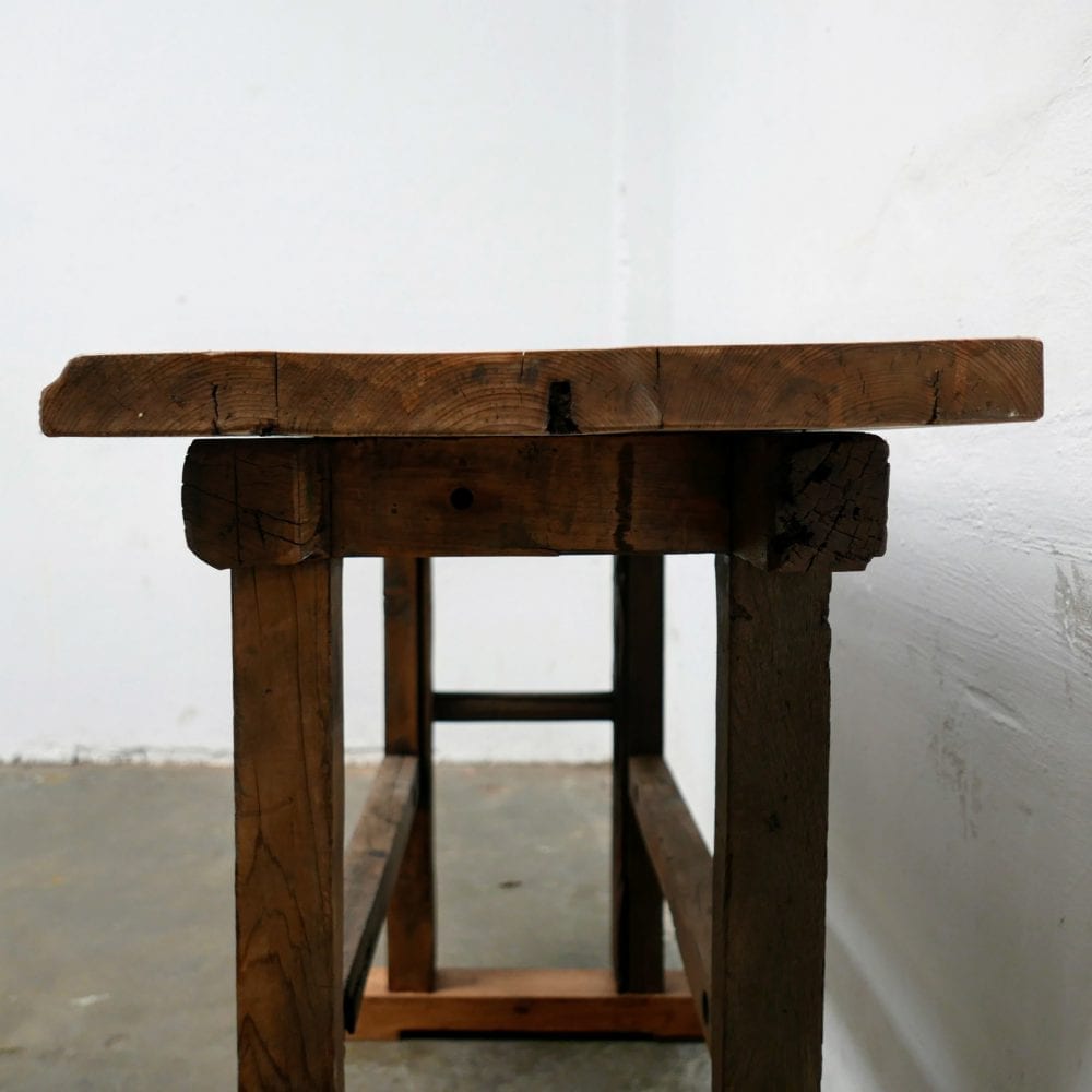 Houten werktafel