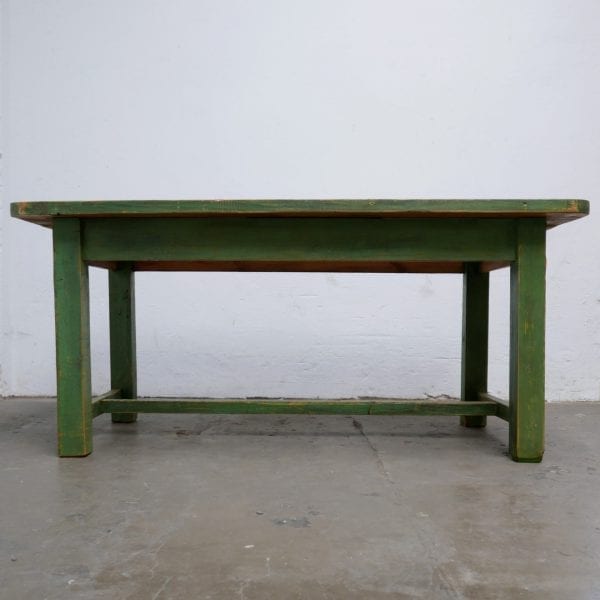 Houten groene tafel