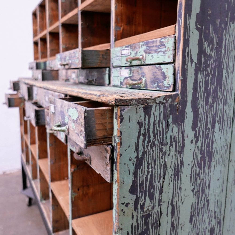 Industriële houten ladekast