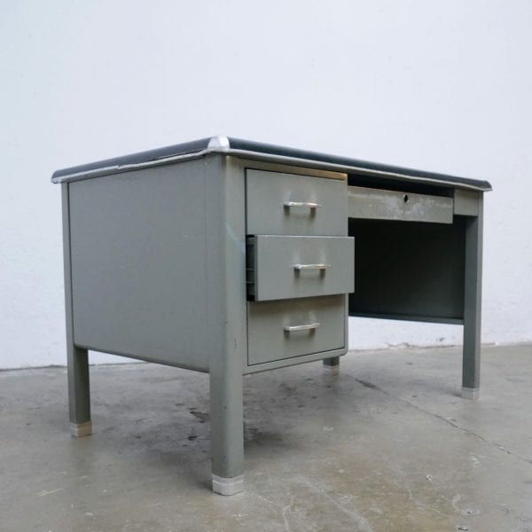 Industrieel vintage bureau