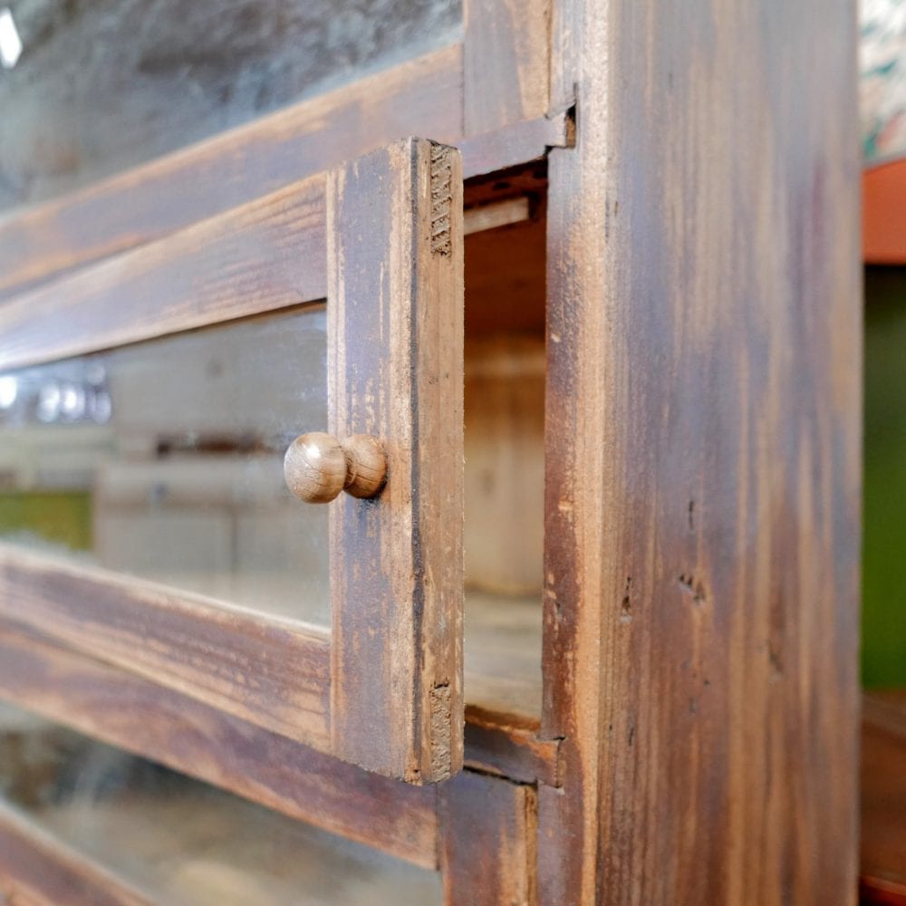 Houten buffetkast