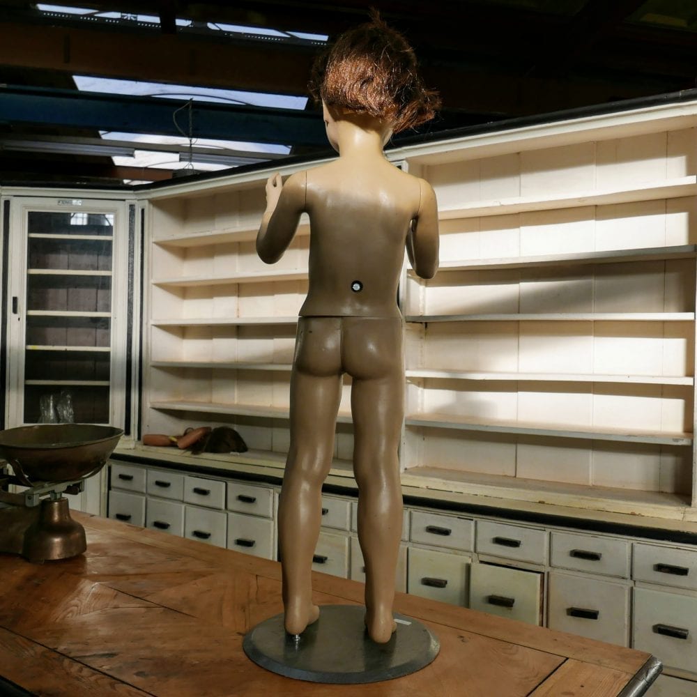 vintage mannequin etalage pop