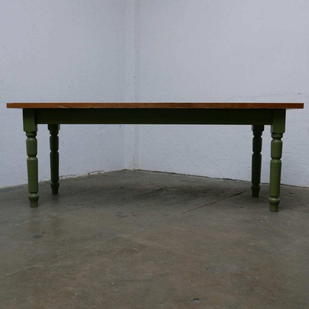 Houten groene tafel