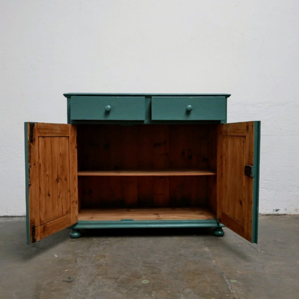 Blauw-groene commode