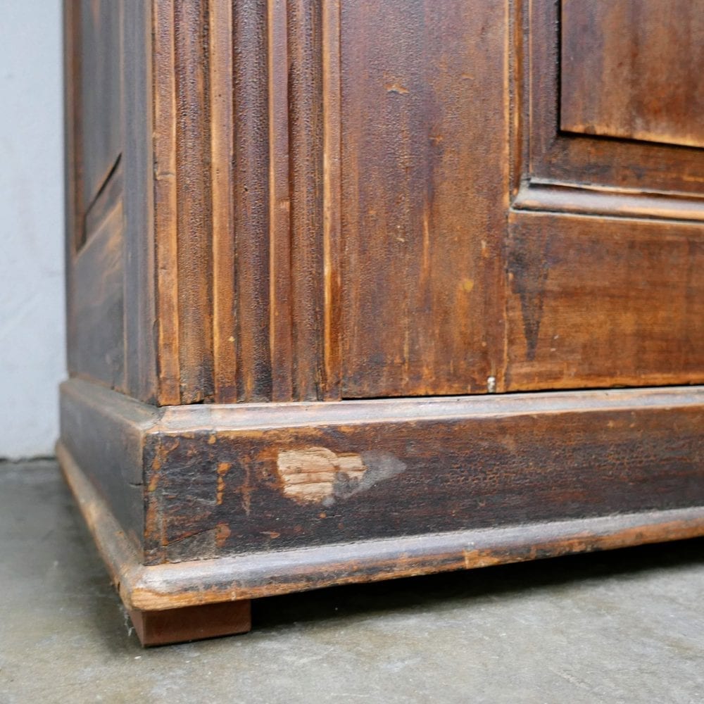 Hongaarse houten kast