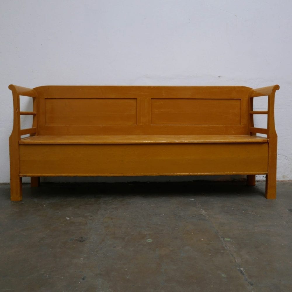 Houten gele klepbank