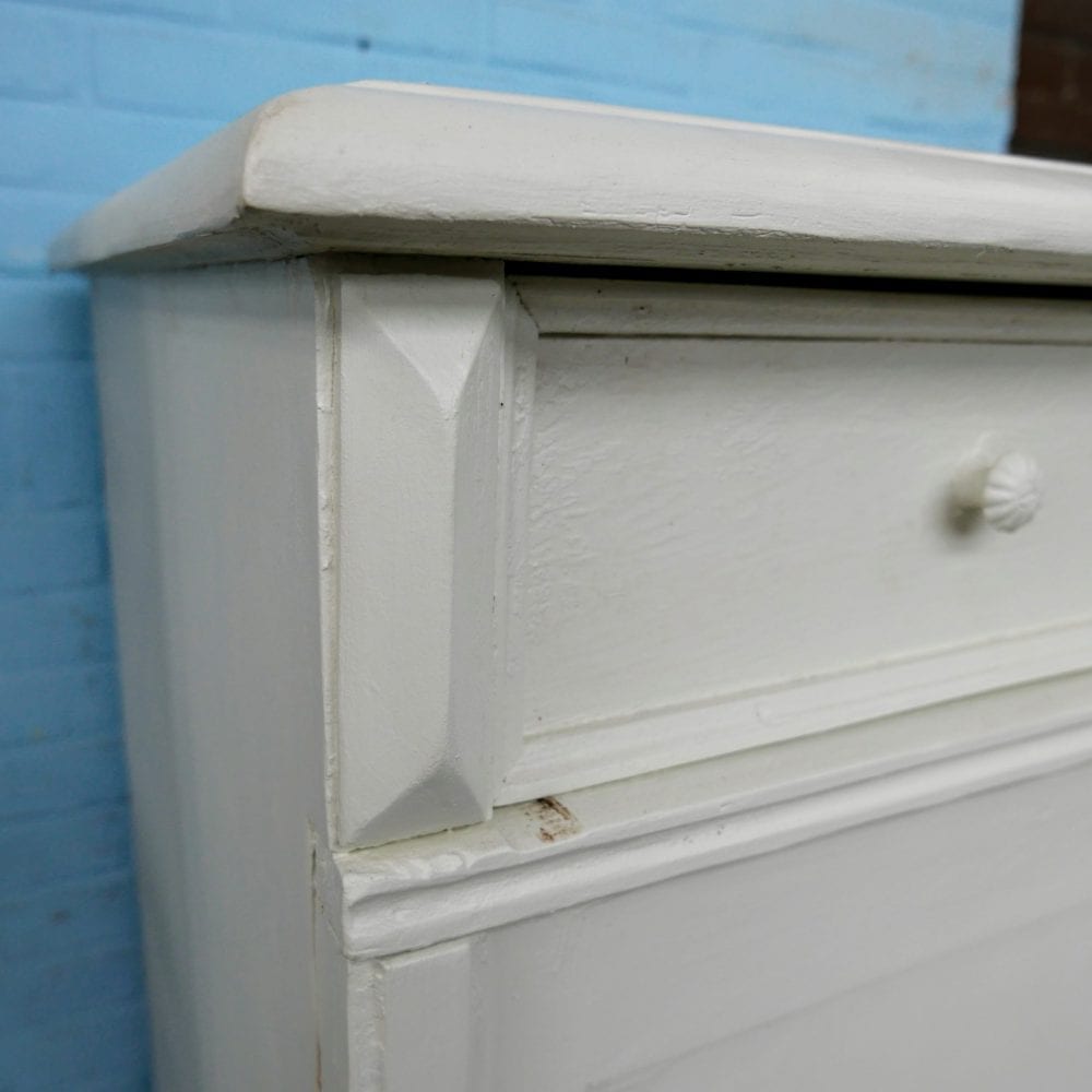 Witte commode