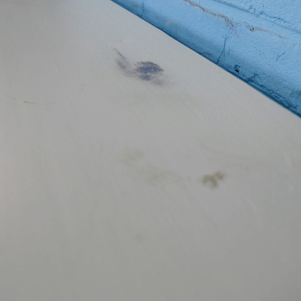 Witte commode
