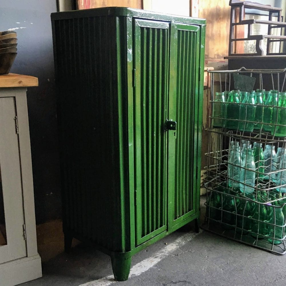 Groen metalen kast