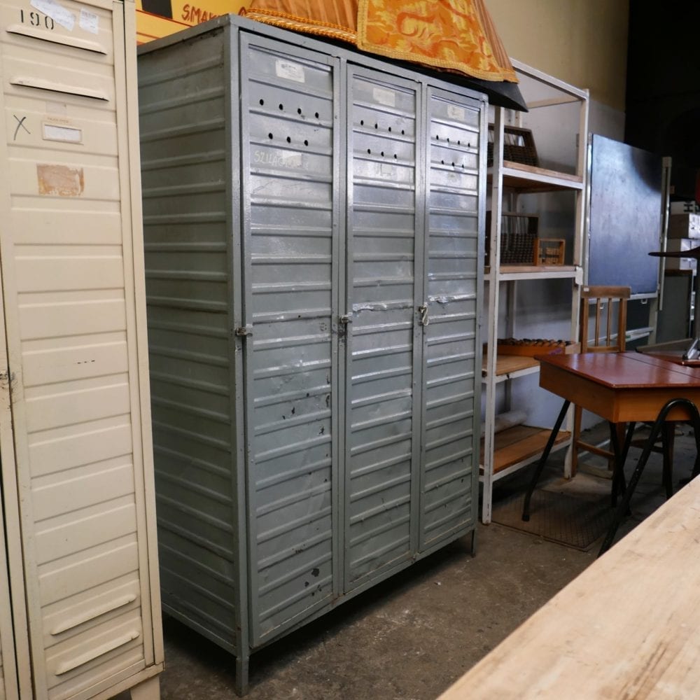 Grijze locker