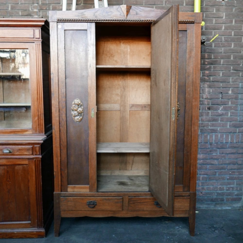houten spiegelkast