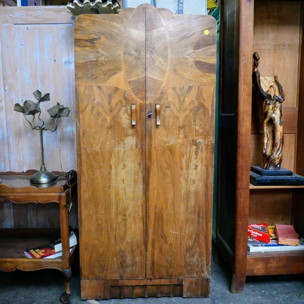 Houten linnenkast