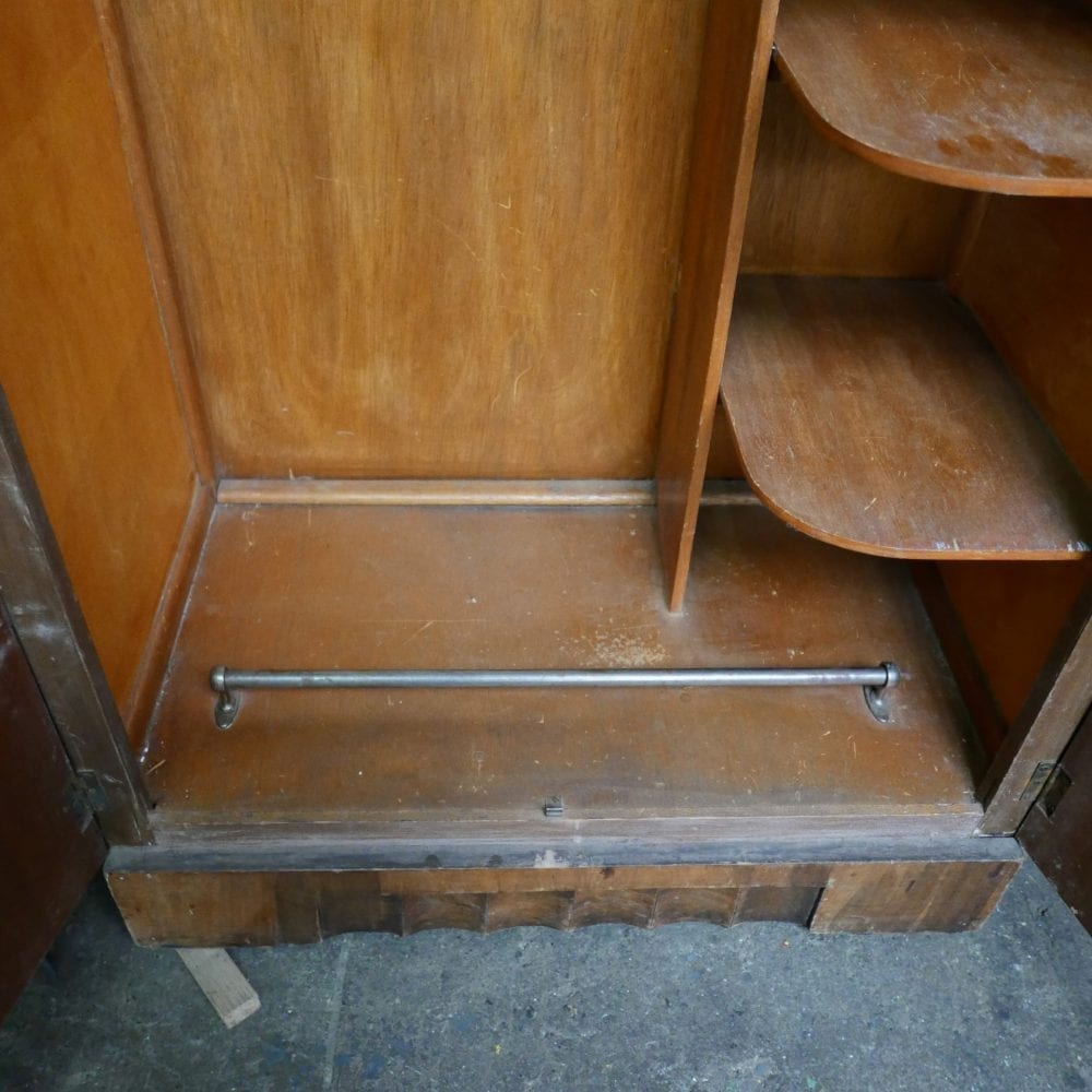 Houten linnenkast