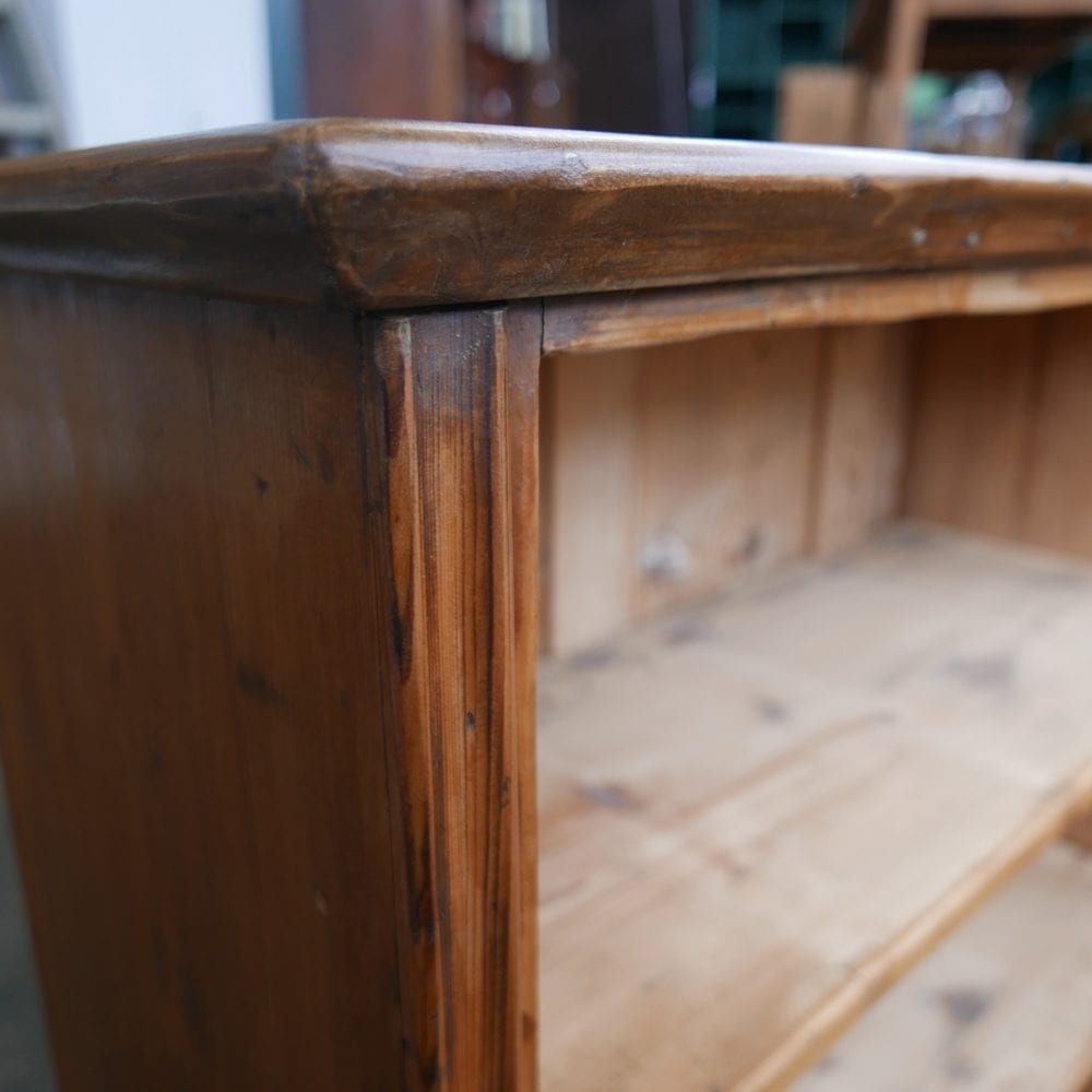 houten vakkenkast