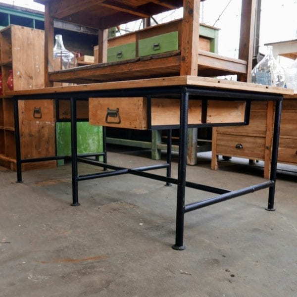 metalen winkeltafel