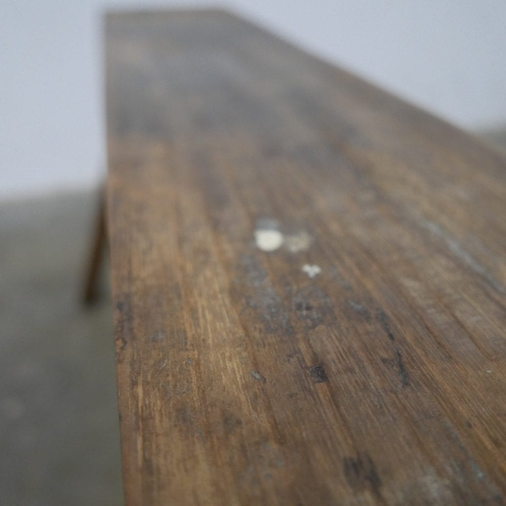 Smalle houten tafel