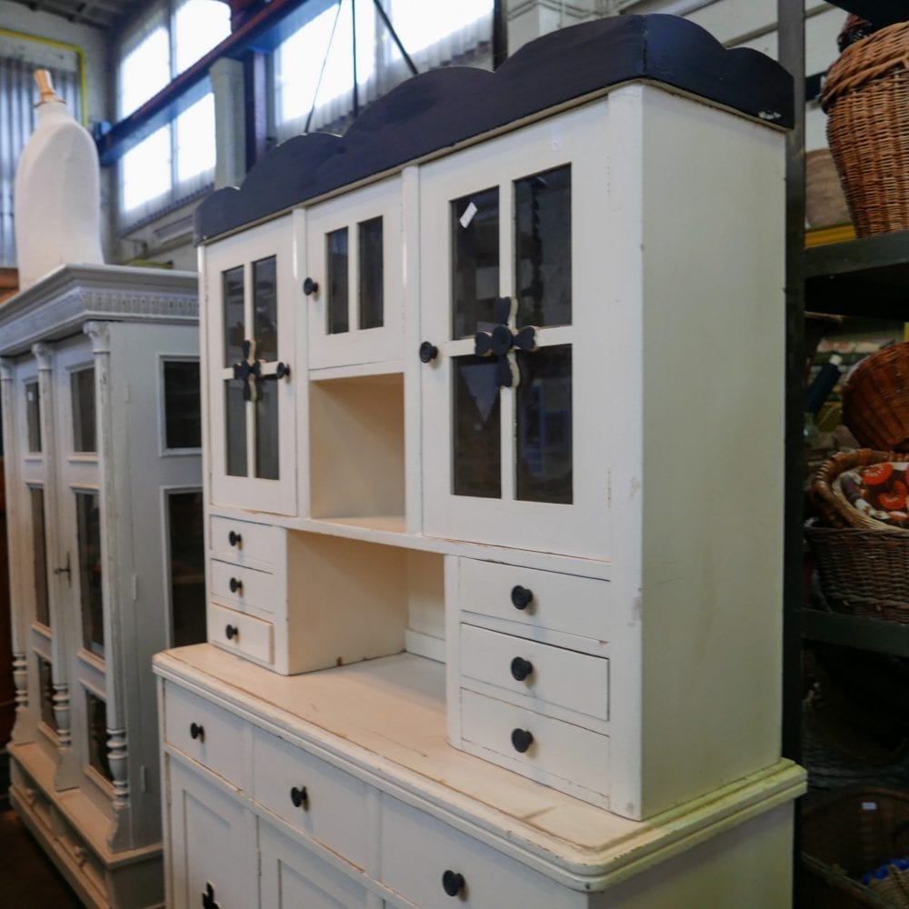 zwart-witte buffetkast