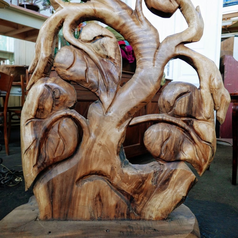 Houten beeld bladeren