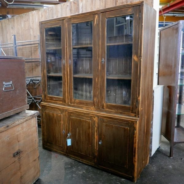 houten winkelkast