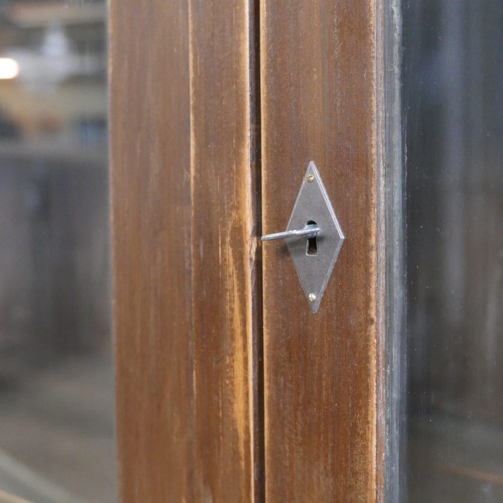 houten winkelkast