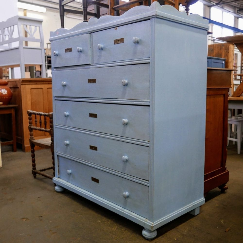 blauwe ladekast