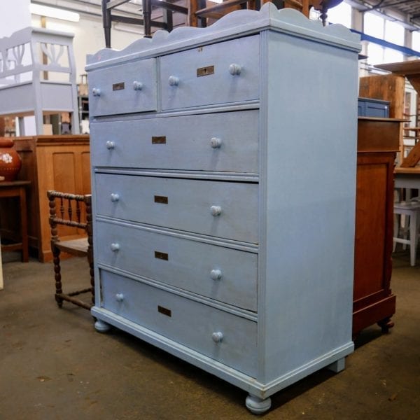 blauwe ladekast