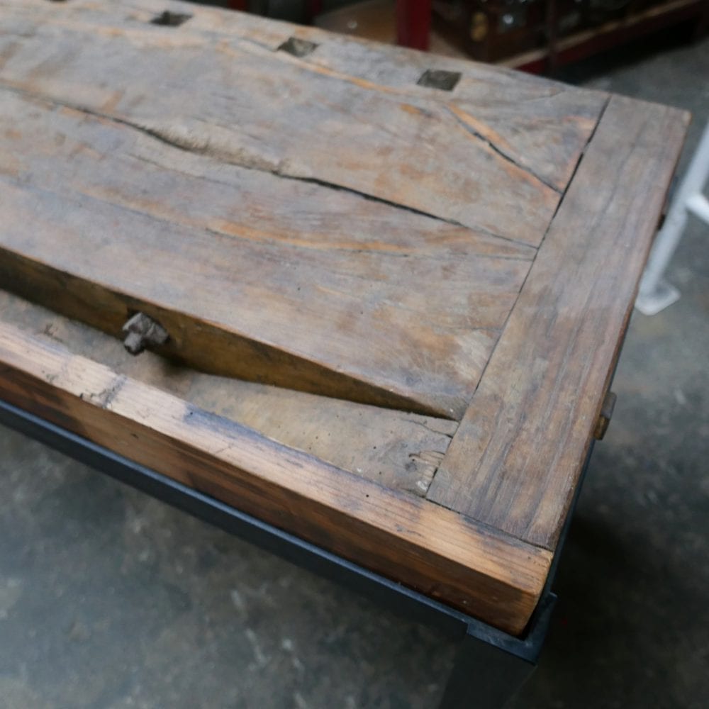 industriële tafel met werkbank blad