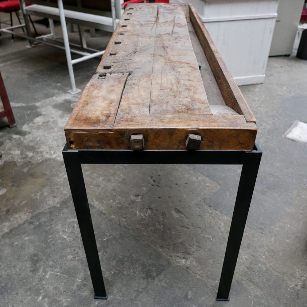 industriële tafel met werkbank blad