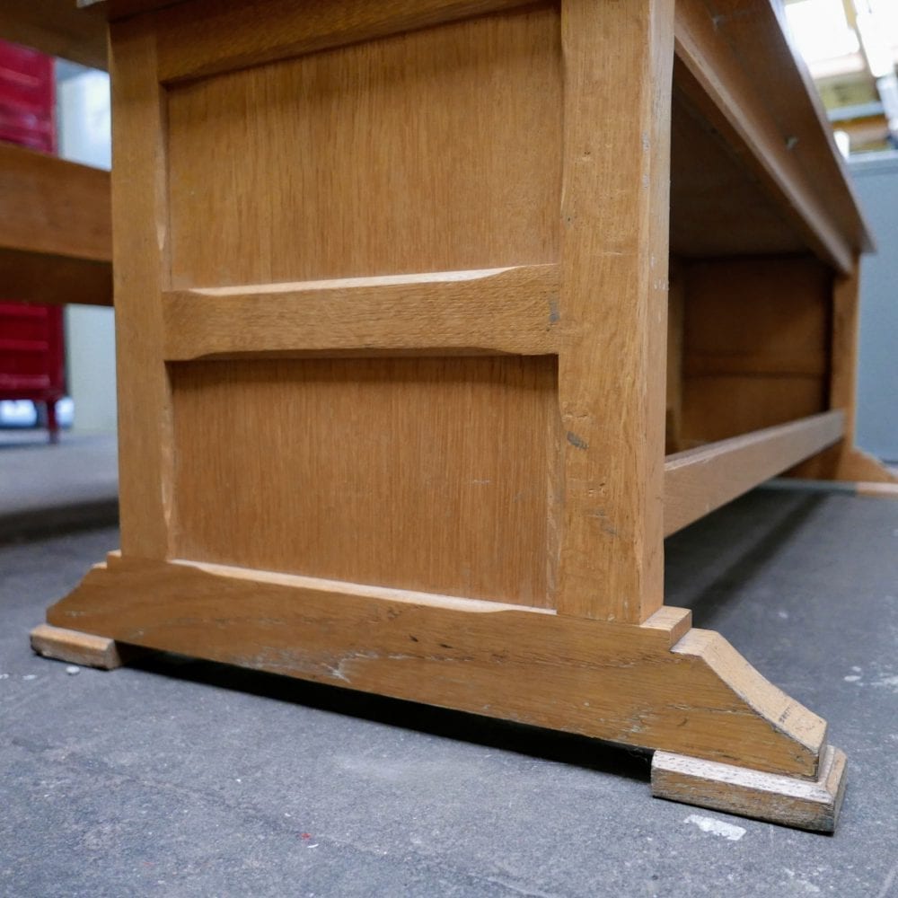 blank houten bank