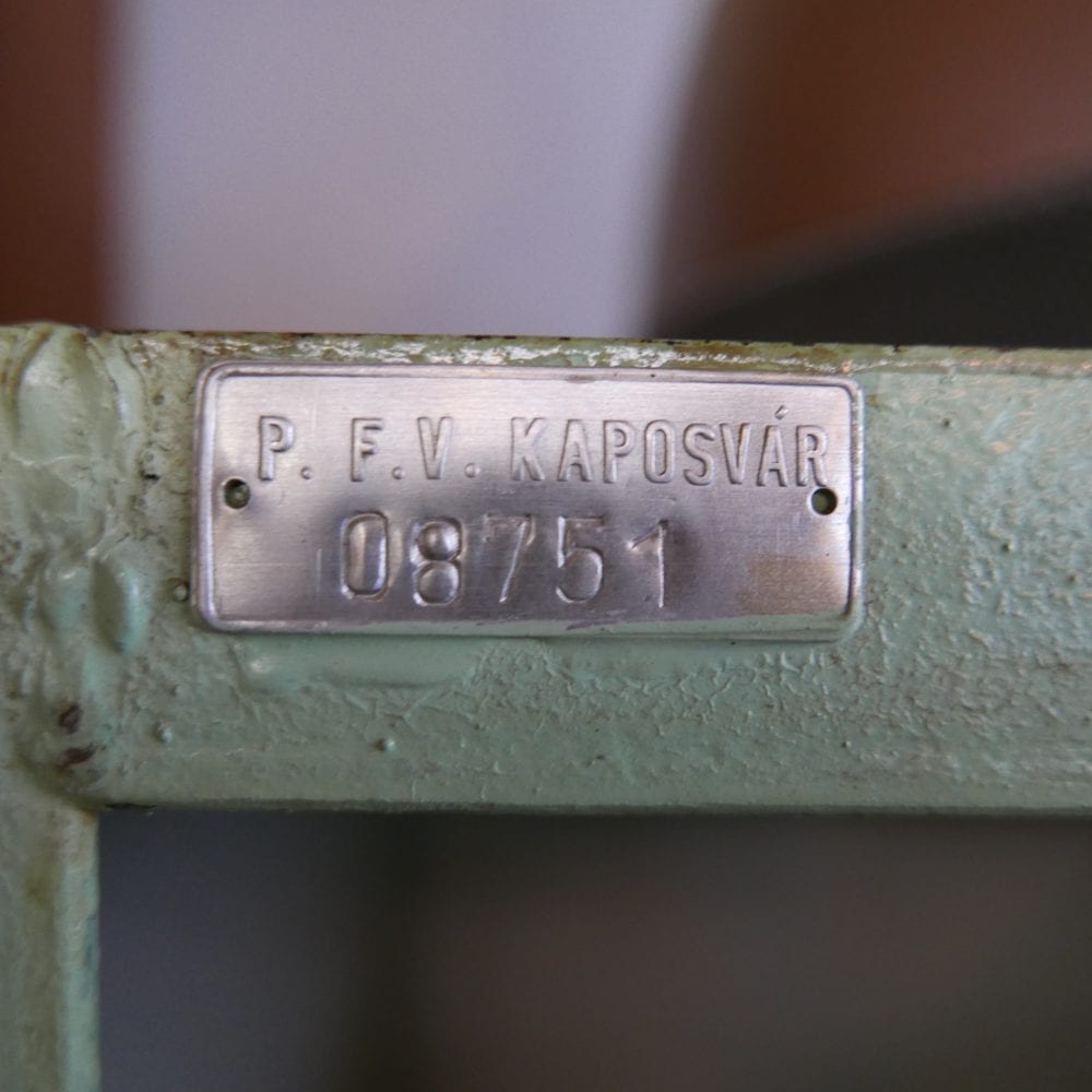 mint-crème kleurige metalen lockerkast
